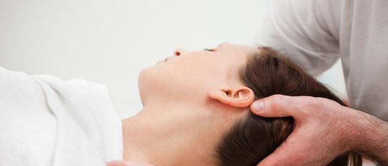 Bolnik z osteohondrozo materničnega vratu